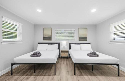 5BD Modern Farmhouse Retreat Sleeps 12 - Photo 37