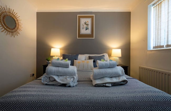 Family Holiday Home With Hot Tub Sleeps 8 - Foto 11