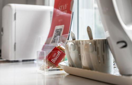 6 BR 4 Bath Central Worcester Sleeps 12 - Foto 30