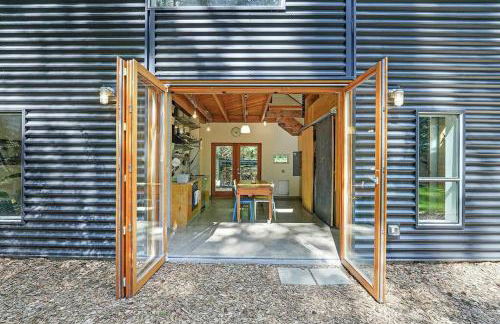 Guemes Island Road Modern Home - Foto 23