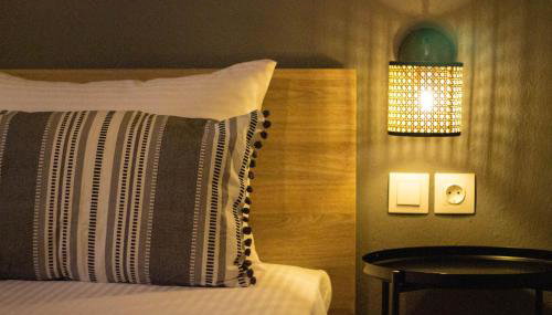 Annis House - Photo 3