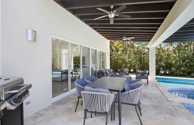 Luxury Golf Villa in Bavaro Cocotal Palma Real Pool Jacuzzi Staff - Foto 32