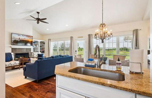 Grove Road Home - Private 5 Acres, Fire Pit, Spacious Retreat, Dog-F - Foto 29