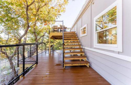 Walnut Horizon Tiny Home With Observation Deck - Foto 7