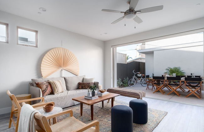 Skyline By Avantstay Modern Beach Retreat w/ Spacious Patio & Rooftop Views - Photo 16