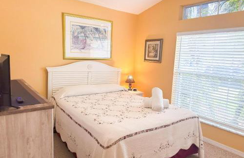 Fascinating Private Pool and Game-room, Near Disney!! - Foto 11