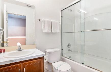 Quiet Corner Gem in Gated Crestwynd Bay - Foto 19