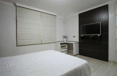 Casa com Piscina e Churrasqueira em Taguatinga - Foto 17
