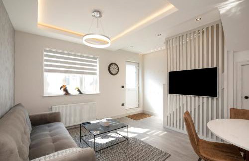 Luxury 3 Bedroom Flat 5 min to tube station - Foto 2