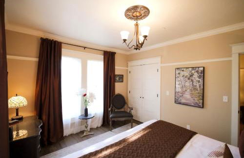 RedTail Inn - 3 Suites Sleeps up to 12 - Foto 38