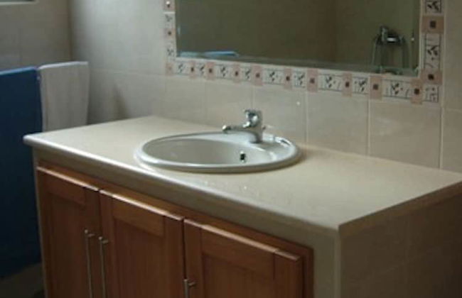 Recent Villa, Located in a Quiet Residential Area, 2km From the Center - Foto 10