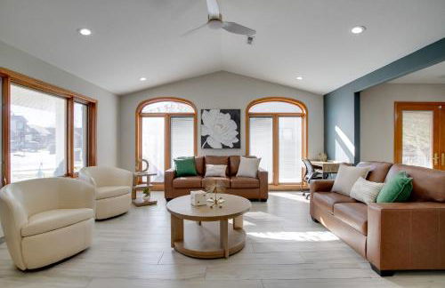 Private Pool and Yard Spacious Brighton Home! - Foto 5