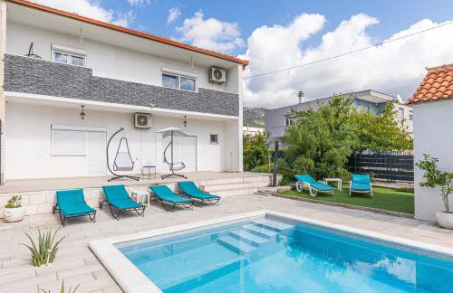 Apartman Luci - Private Heated pool - Photo 33
