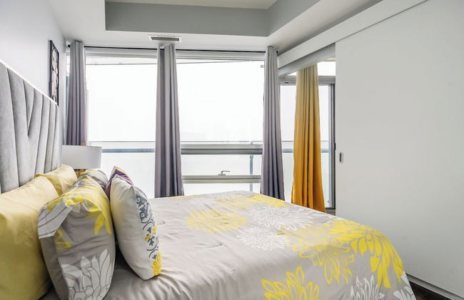 Maple Leaf Square - Photo 52