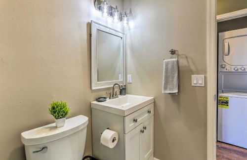 Inviting Vernon Twp Condo with Private Balcony! - Foto 15