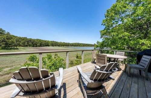 Newly Renovated Waterfront Cottage - Foto 1