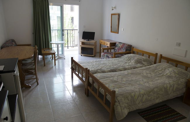 Kozis Hotel Apts - Photo 5