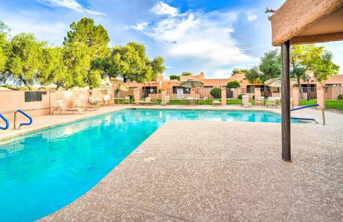 Relax Poolside! Peoria Oasis, 2 Mi to Downtown - Foto 25