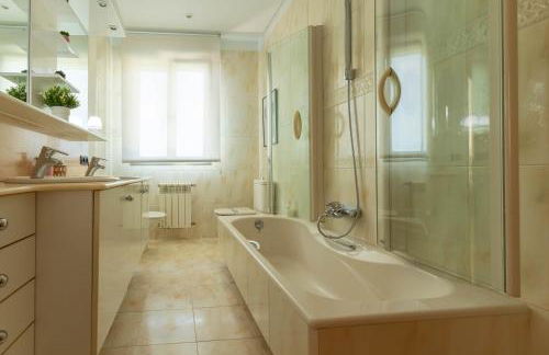 Villa Cantabria I Piscina I Jacuzzi I Bbq I Jardines I Wifi - Foto 11