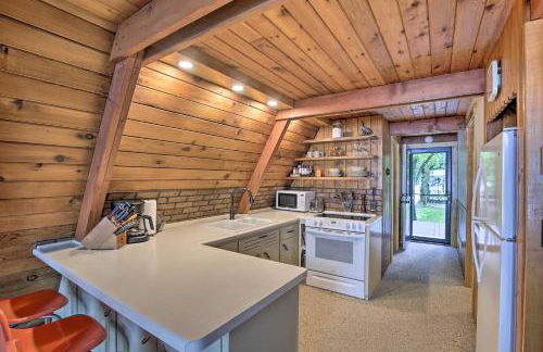 Lake Pepin Cottage with Decks and Private Beach! - Foto 8