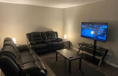 3 Bedroom Game House with Pool Table and Arcades - Foto 14