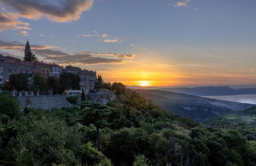 Canova Apartment - Photo 16