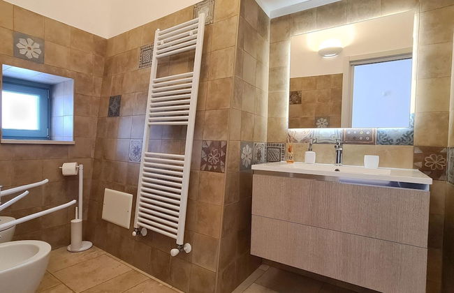 Trulli-style Chalet Near Forest Walks - Photo 23