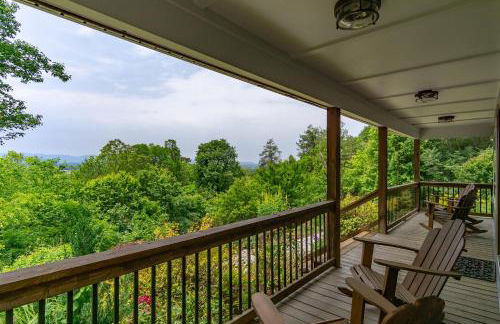 Mountain Over Main Street 5 Min. to Downtown Weaverville, Fire Pit & Views! - Foto 8