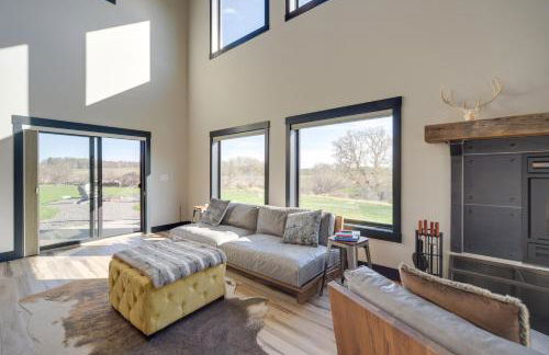 Large Home with Land in Prairie Farm! - Foto 12