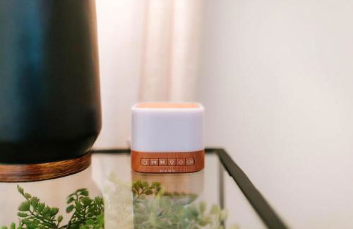 Bright Artist's Cottage-Mins to Downtown, Campus - Foto 12