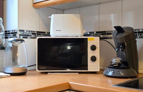 COSY-Apartment - Glazed Balkony & Carport, 70m2 - Foto 46