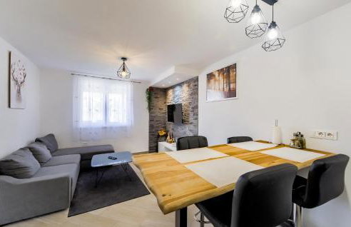 Beautiful Home In Lupoglav - Foto 17