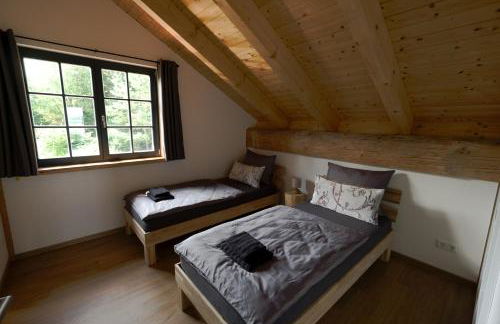 wunderschönes Blockhaus direkt am See für 10 PAX - Foto 38