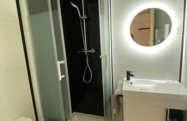 Studio cosy au pied de la télécabine pour l Alpe d Huez Parking privé - Foto 19