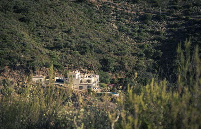 Luxurious 5 Bedroom Villa With Waterfall Closeby - Foto 31