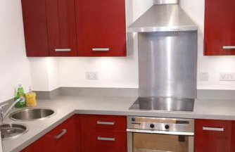 Stylish City Centre Apartment near The Cube - Photo 2