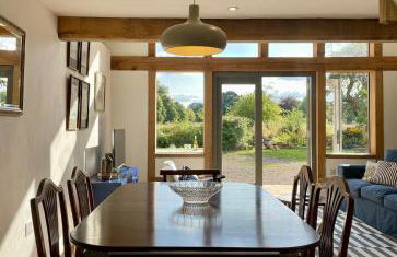 Stylish Barn with Meadow Views & Brookside Garden - Foto 17