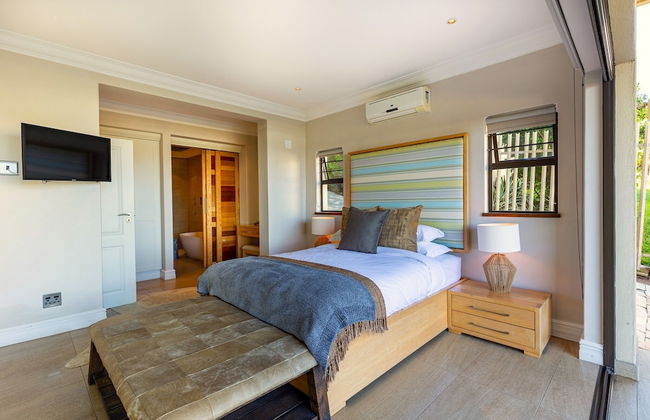 DolphinCoast YOLO Spaces-Ballito Beach House Villa - Photo 9
