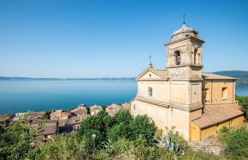 Gorgeous Home In Fabrica Di Roma -Lt- - Foto 12