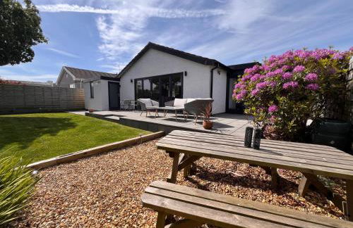 Stylish, Dog Friendly Coastal Bungalow With Garden - Foto 21