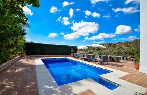 Exquisite and Modern villa near beach with Heated pool! - Foto 13