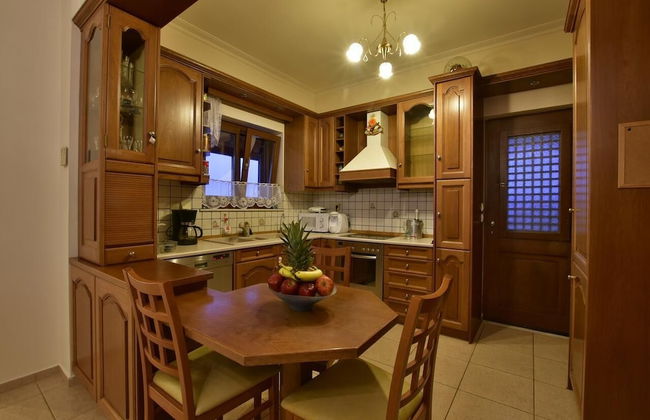 Flisvos Villa - Photo 11