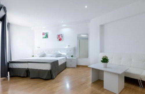 Boutique Urban Madrid Genova - Photo 78