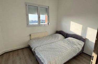 Duplex lumineux et cosy , 2 chambres à 5 min à pied du Stade Pierre-Mauroy - Foto 2