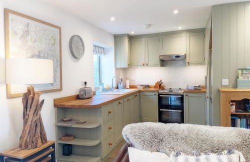 Hearnesbrook Barn , Emsworth - Photo 14