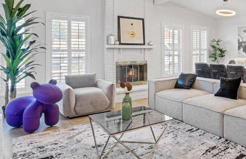 Vacation Home in Vegas w Pool 2 mile to Strip - Foto 3