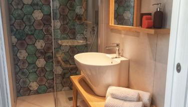 Bamboo House - Photo 4