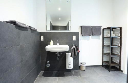 Apartment "Paris" in Erftstadt - 3 Zimmer & 77qm - nahe Köln, Messe, Phantasialand & Bonn - Familienurlaub oder Business Trip - Foto 19