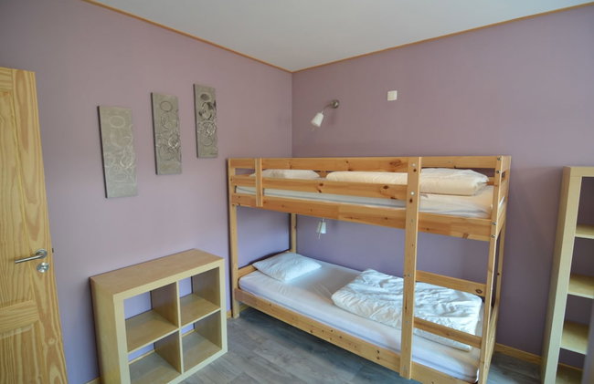 Lovely Modern Cottage With Sauna, Bubble Baths and Even a Beach on the River - Foto 16