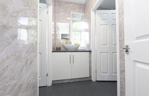 The Glantaff Inn Bunkhouse - Foto 8